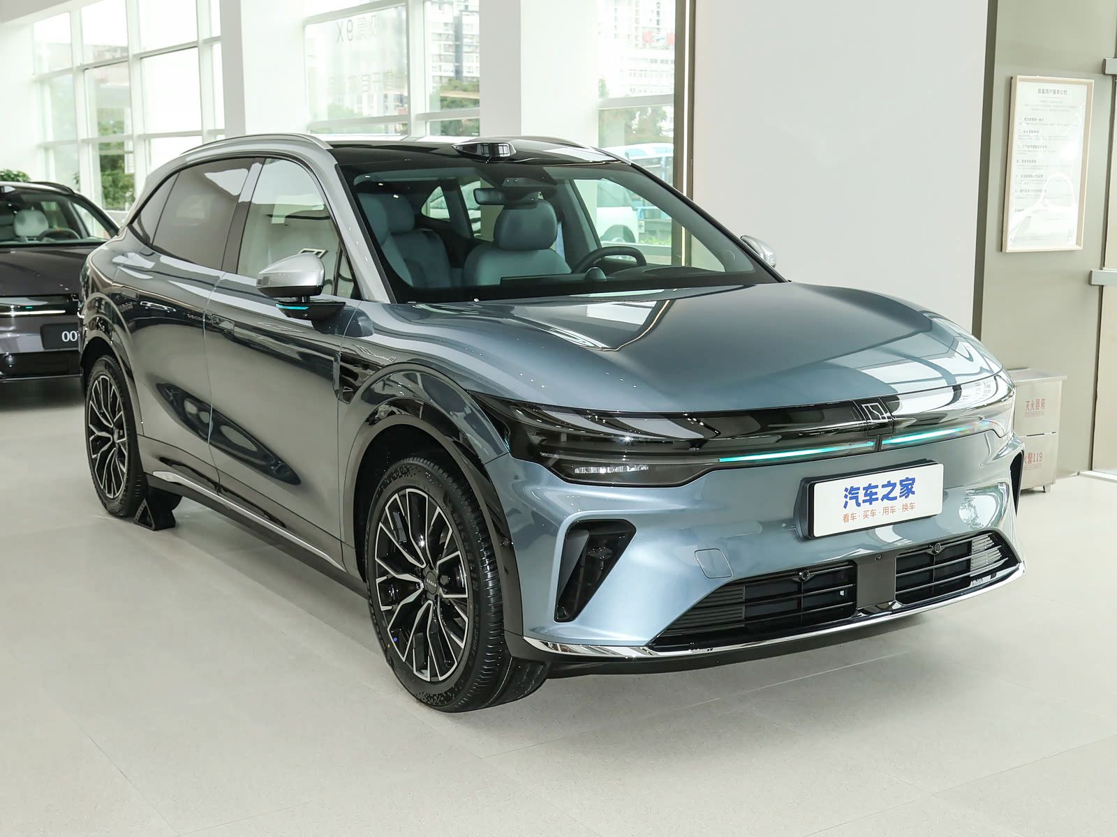 2026-75-kwh-max-rwd-03.jpeg