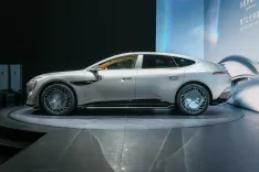 1e4ef9d2-d187-4e45-9de1-c99c350c2dda.webp